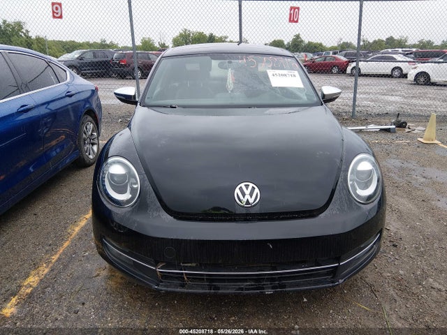 45208718 :رقم المزاد ، 3VWVT7ATXDM682545 vin ، 2013 Volkswagen Beetle 2.0t Fender Edition مزاد بيع