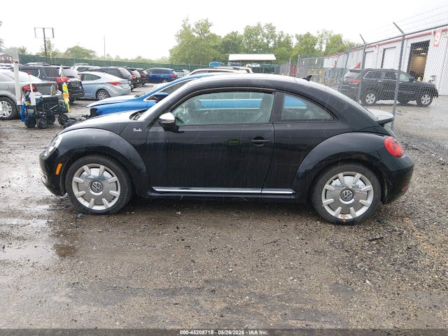 45208718 :رقم المزاد ، 3VWVT7ATXDM682545 vin ، 2013 Volkswagen Beetle 2.0t Fender Edition مزاد بيع