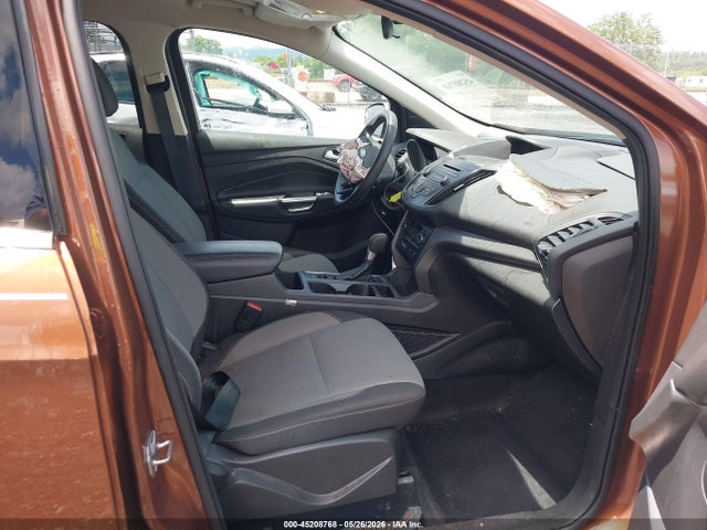 Ford ESCAPE SE 2017 1FMCU9G97HUA39744 Image 5