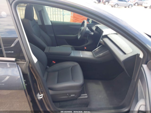 2026 Tesla Model Y Premium Rear-wheel Drive/rear-wheel Drive მანქანა იყიდება აუქციონზე, vin: 7SAYGDEDXTA472567, აუქციონის ნომერი: 45208806