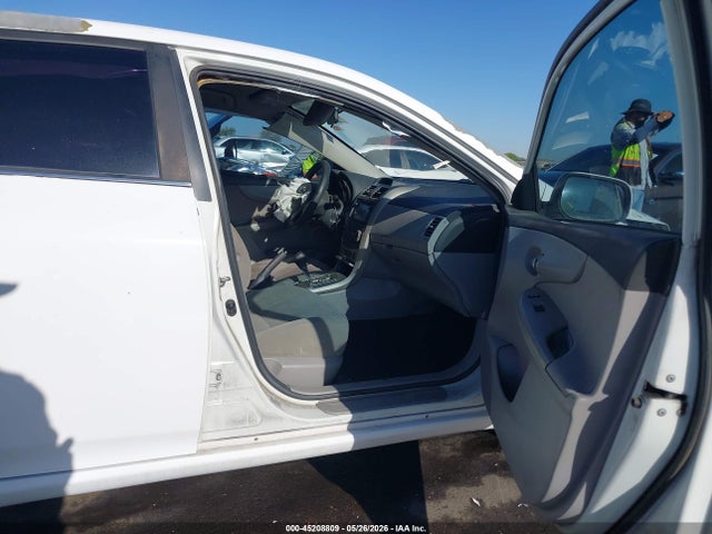 Aukcja sprzedaży 2013 Toyota Corolla Le, vin: 5YFBU4EEXDP156261, numer aukcji: 45208809
