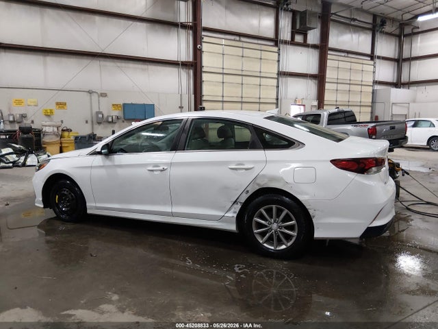 5NPE24AF1KH819681 Hyundai SONATA SE