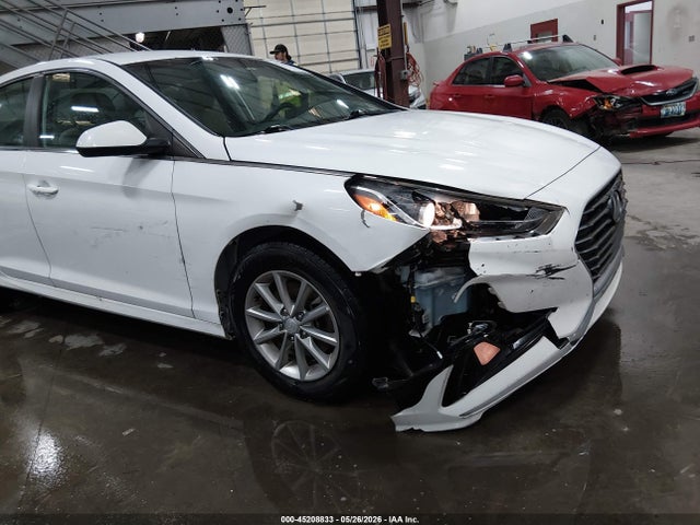 5NPE24AF1KH819681 Hyundai SONATA SE