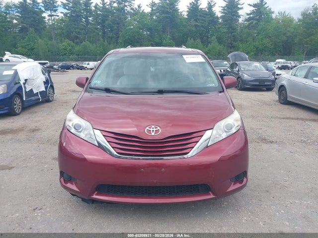 5TDJK3DC8GS137926 Toyota Sienna Le 7 Passenger