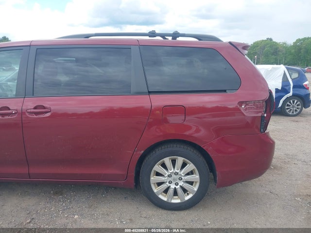5TDJK3DC8GS137926 Toyota Sienna Le 7 Passenger