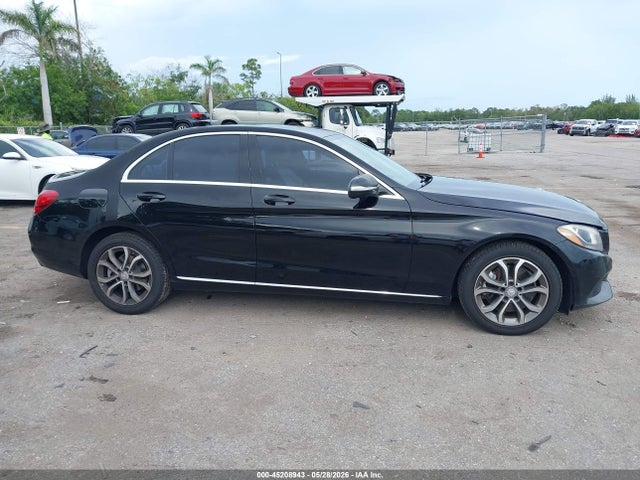 Aukcja sprzedaży 2015 Mercedes-benz C 300 4matic, vin: 55SWF4KB5FU026486, numer aukcji: 45208943
