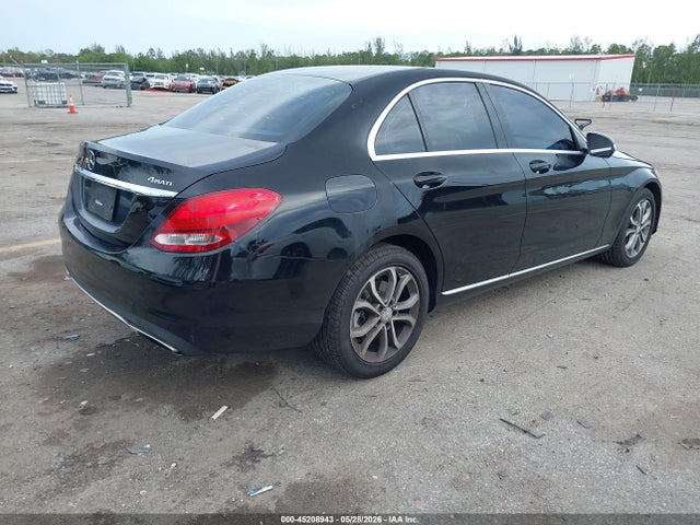 Aukcja sprzedaży 2015 Mercedes-benz C 300 4matic, vin: 55SWF4KB5FU026486, numer aukcji: 45208943