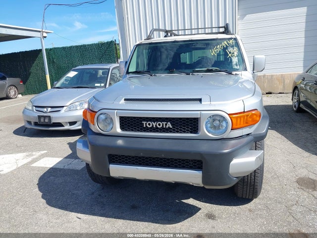 45208945 :رقم المزاد ، JTEBU11F770090405 vin ، 2007 Toyota Fj Cruiser مزاد بيع
