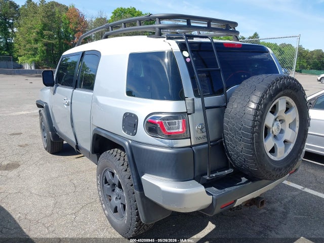 45208945 :رقم المزاد ، JTEBU11F770090405 vin ، 2007 Toyota Fj Cruiser مزاد بيع