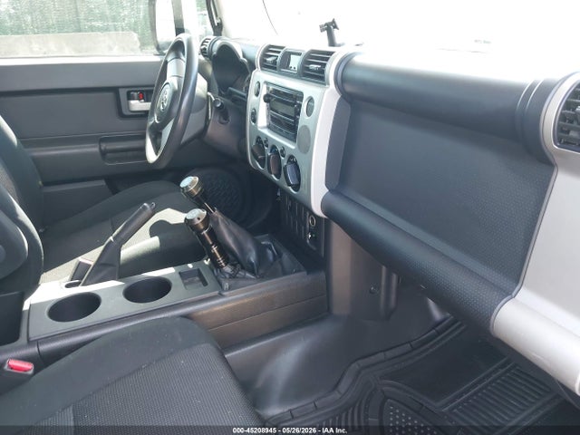 45208945 :رقم المزاد ، JTEBU11F770090405 vin ، 2007 Toyota Fj Cruiser مزاد بيع
