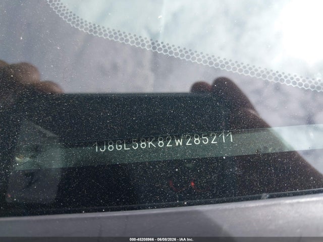 45208966 :رقم المزاد ، 1J8GL58K82W285211 vin ، 2002 Jeep Liberty Limited Edition مزاد بيع