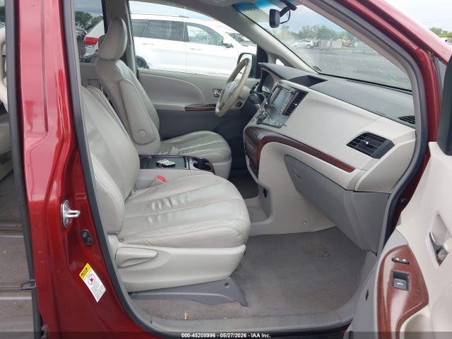 Aukcja sprzedaży 2011 Toyota Sienna Xle V6, vin: 5TDYK3DC7BS066192, numer aukcji: 45208996