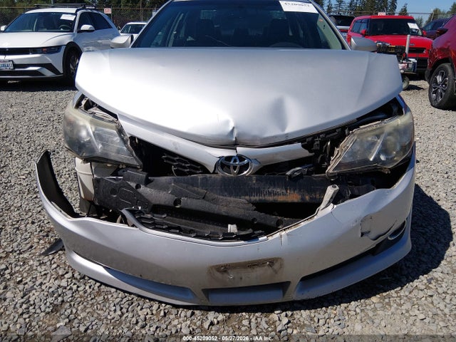 4T1BF1FK3EU397558 Toyota CAMRY SE