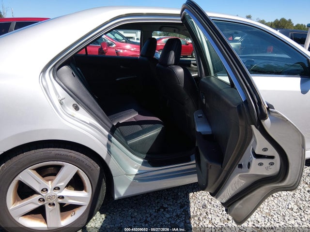 4T1BF1FK3EU397558 Toyota CAMRY SE