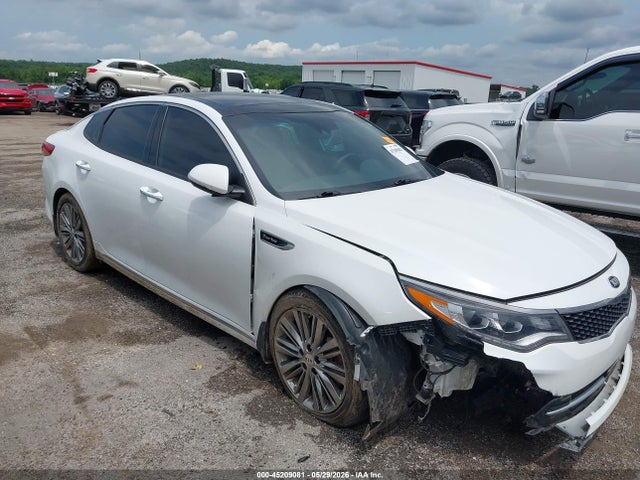 2018 Kia Optima Sx Turbo მანქანა იყიდება აუქციონზე, vin: 5XXGV4L23JG249848, აუქციონის ნომერი: 45209081