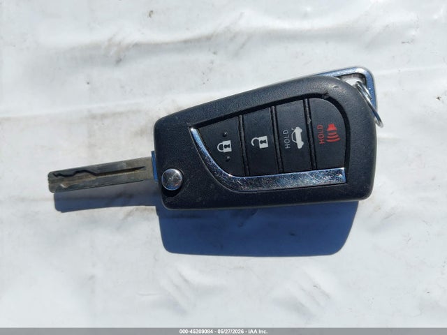 5YFB4MDE4PP001694 Toyota COROLLA LE