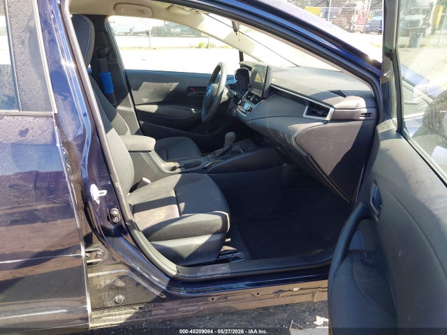 5YFB4MDE4PP001694 Toyota COROLLA LE