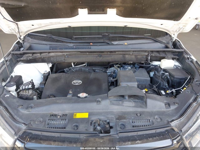 2018 Toyota Highlander Se მანქანა იყიდება აუქციონზე, vin: 5TDJZRFH4JS849929, აუქციონის ნომერი: 45209105