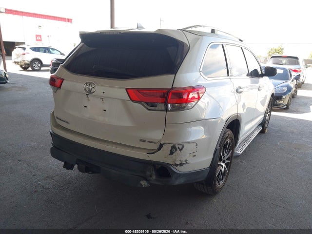 2018 Toyota Highlander Se მანქანა იყიდება აუქციონზე, vin: 5TDJZRFH4JS849929, აუქციონის ნომერი: 45209105