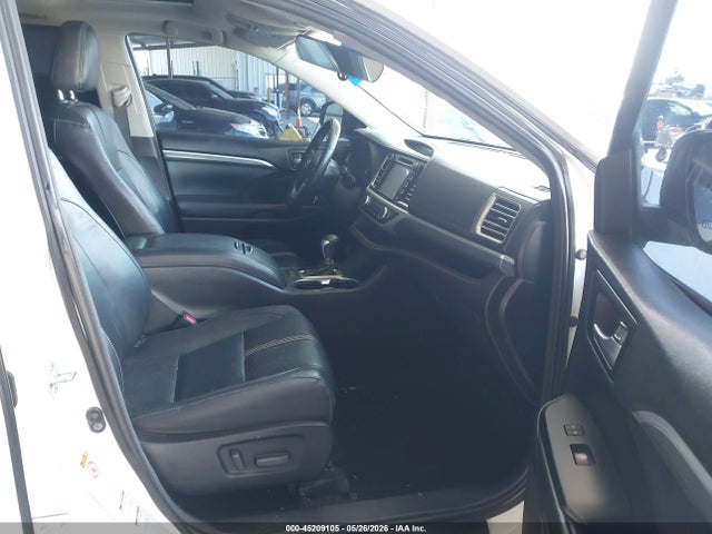 2018 Toyota Highlander Se მანქანა იყიდება აუქციონზე, vin: 5TDJZRFH4JS849929, აუქციონის ნომერი: 45209105