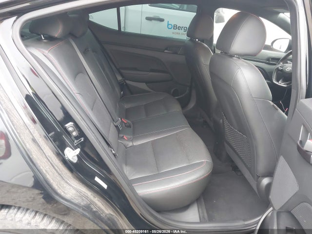 45209161 :رقم المزاد ، KMHD04LB5HU352013 vin ، 2017 Hyundai Elantra Sport مزاد بيع
