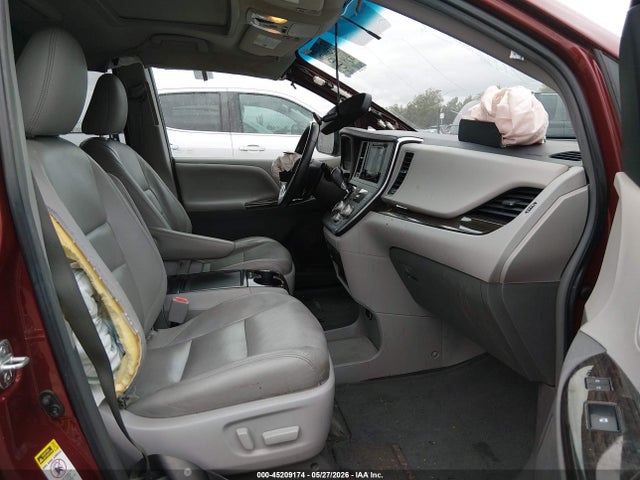 2015 Toyota Sienna Xle Premium 8 Passenger მანქანა იყიდება აუქციონზე, vin: 5TDYK3DC5FS551131, აუქციონის ნომერი: 45209174
