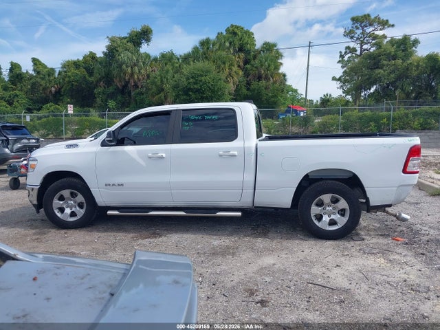 45209189 :رقم المزاد ، 1C6SRFMT2MN756483 vin ، 2021 Ram 1500 Big Horn  4x4 6'4 Box مزاد بيع