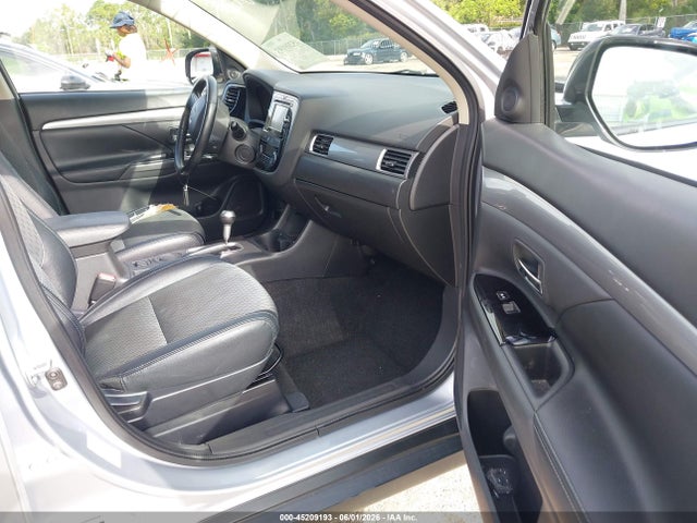 Продаж на аукціоні авто 2015 Mitsubishi Outlander Se, vin: JA4AD3A32FZ008988, номер лоту: 45209193