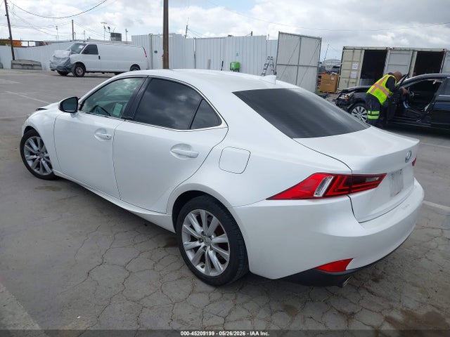45209199 :رقم المزاد ، JTHBA1D27G5017316 vin ، 2016 Lexus Is 200t مزاد بيع