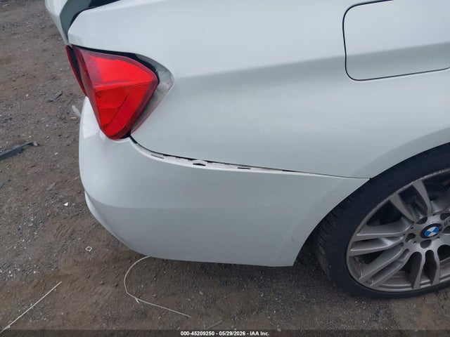 BMW 335i Xdrive 2014 WBA3B9G54ENR92745 Image 18