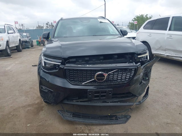 Aukcja sprzedaży 2024 Volvo Xc40 B5 Plus Dark Theme, vin: YV4L12ULXR2240066, numer aukcji: 45209254