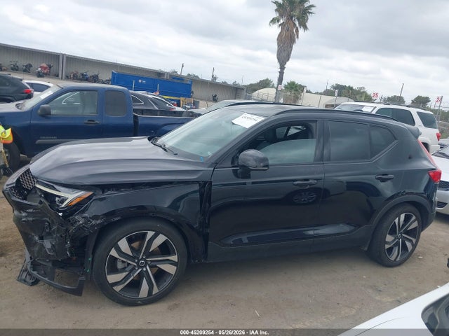 Aukcja sprzedaży 2024 Volvo Xc40 B5 Plus Dark Theme, vin: YV4L12ULXR2240066, numer aukcji: 45209254