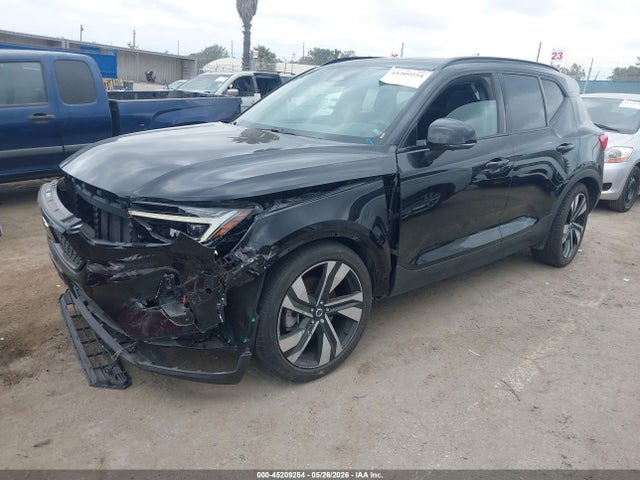 Aukcja sprzedaży 2024 Volvo Xc40 B5 Plus Dark Theme, vin: YV4L12ULXR2240066, numer aukcji: 45209254