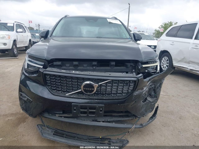 Aukcja sprzedaży 2024 Volvo Xc40 B5 Plus Dark Theme, vin: YV4L12ULXR2240066, numer aukcji: 45209254