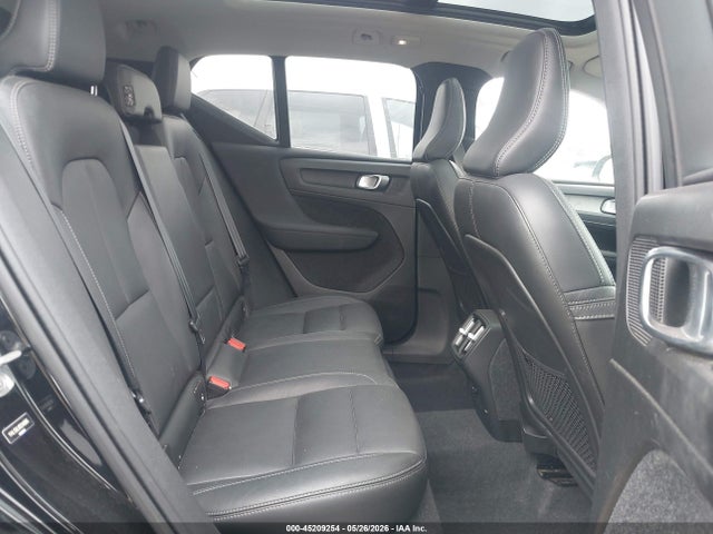 Aukcja sprzedaży 2024 Volvo Xc40 B5 Plus Dark Theme, vin: YV4L12ULXR2240066, numer aukcji: 45209254