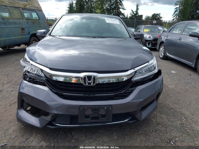 JHMCR6F72HC013190 Honda Accord Hybrid Touring