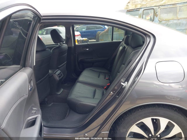 JHMCR6F72HC013190 Honda Accord Hybrid Touring