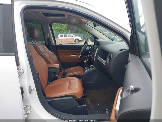 45209402 :رقم المزاد ، 1C4NJDEB9GD558064 vin ، 2016 Jeep Compass High Altitude Edition مزاد بيع
