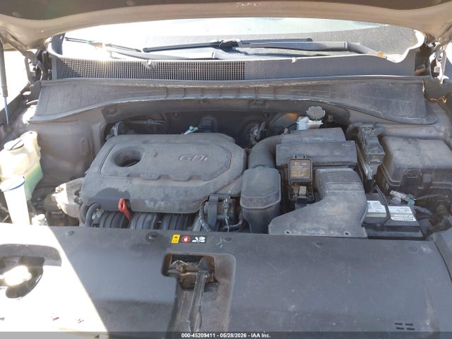 45209411 :رقم المزاد ، 5XYPG4A35GG077929 vin ، 2016 Kia Sorento 2.4l Lx مزاد بيع