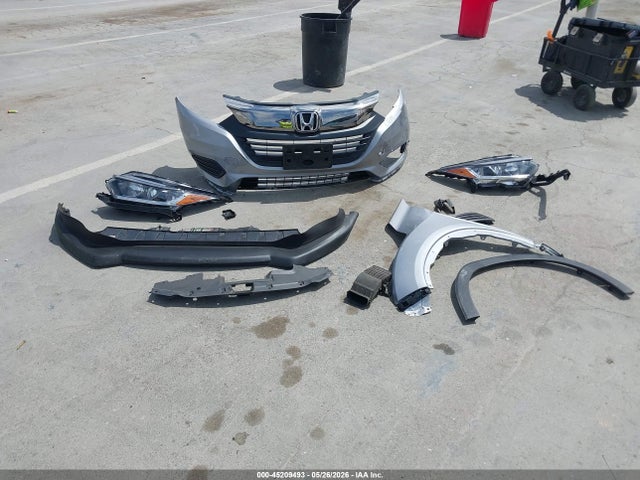 3CZRU5H37NM716349 Honda Hr-v 2wd Lx