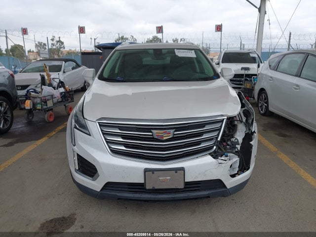 1GYKNCRS7HZ137860 Cadillac Xt5 Premium Luxury