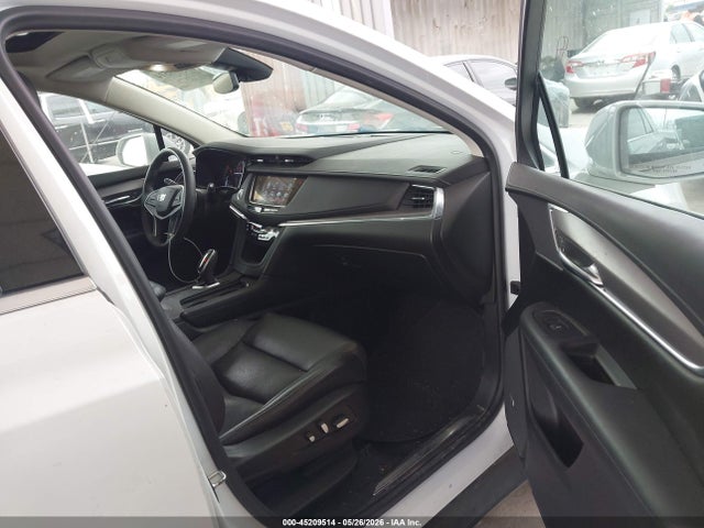 1GYKNCRS7HZ137860 Cadillac Xt5 Premium Luxury