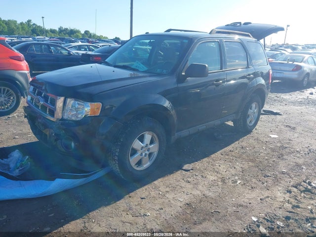 Продажа на аукционе авто 2012 Ford Escape Xlt, vin: 1FMCU9D7XCKB37979, номер лота: 45209523