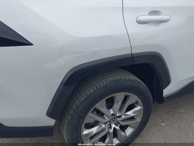Продажа на аукционе авто 2023 Toyota Rav4 Xle Premium, vin: JTMC1RFV7PD099162, номер лота: 45209535