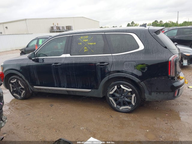 Auction sale of the 2023 Kia Telluride Ex, vin: 5XYP34GC5PG402775, lot number: 45209582