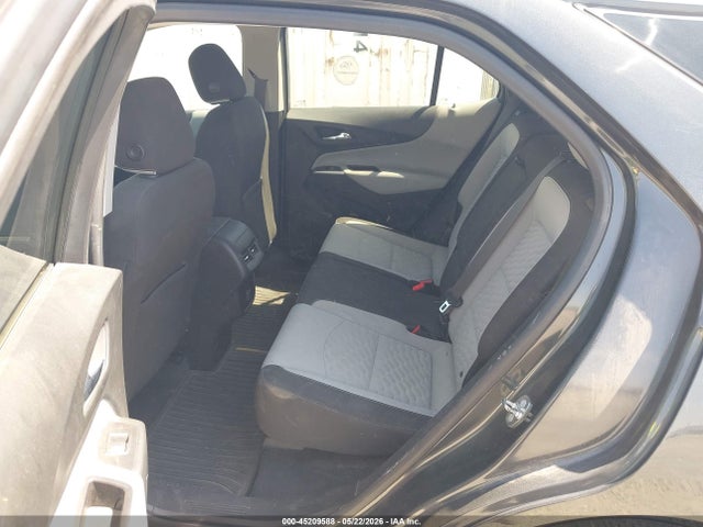 2GNAXHEV2J6353066 Chevrolet EQUINOX LS