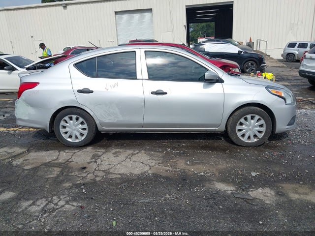 Продаж на аукціоні авто 2018 Nissan Versa 1.6 S+, vin: 3N1CN7AP7JL817914, номер лоту: 45209609