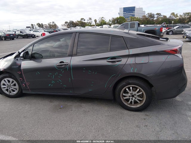 Toyota Prius Two 2017 JTDKBRFU9H3030979 Image 14