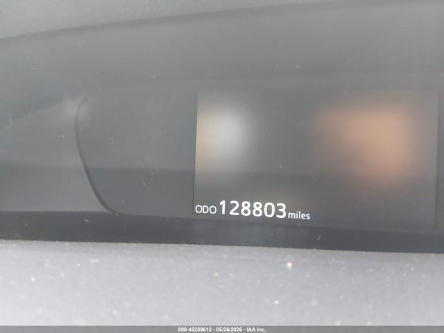 Toyota Prius Two 2017 JTDKBRFU9H3030979 Image 15