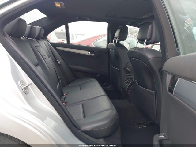 2009 Mercedes-benz C 300 Sport მანქანა იყიდება აუქციონზე, vin: WDDGF54X09R060571, აუქციონის ნომერი: 45209614